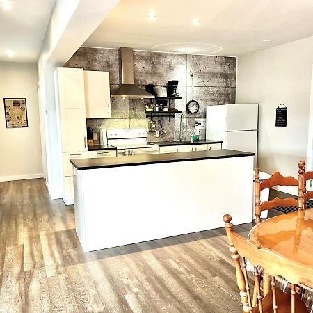 Sutton - Condo Au Coeur Du Village Extérieur photo