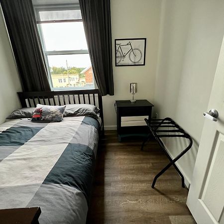 Sutton - Condo Au Coeur Du Village Extérieur photo