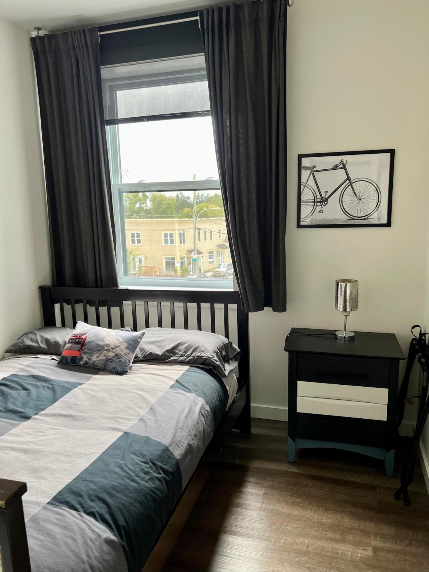 Sutton - Condo Au Coeur Du Village Extérieur photo